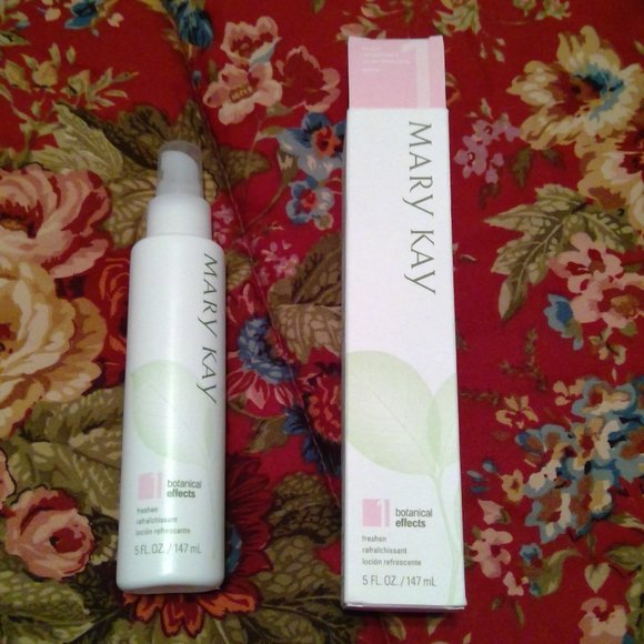 Mary Kay botanicals effects freshen spray - Picture 1 of 1
